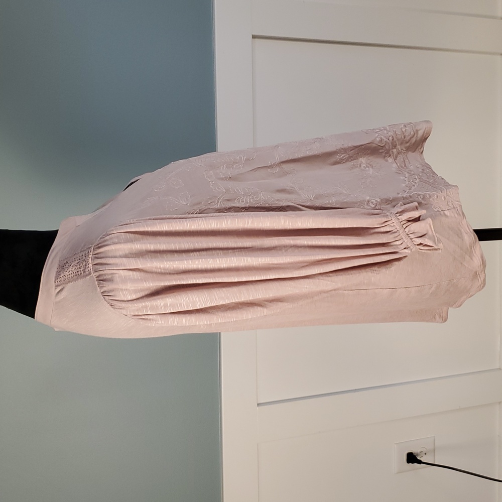 Democracy Embroidered Rayon Button Front Top S Blush Pink - Picture 6 of 12